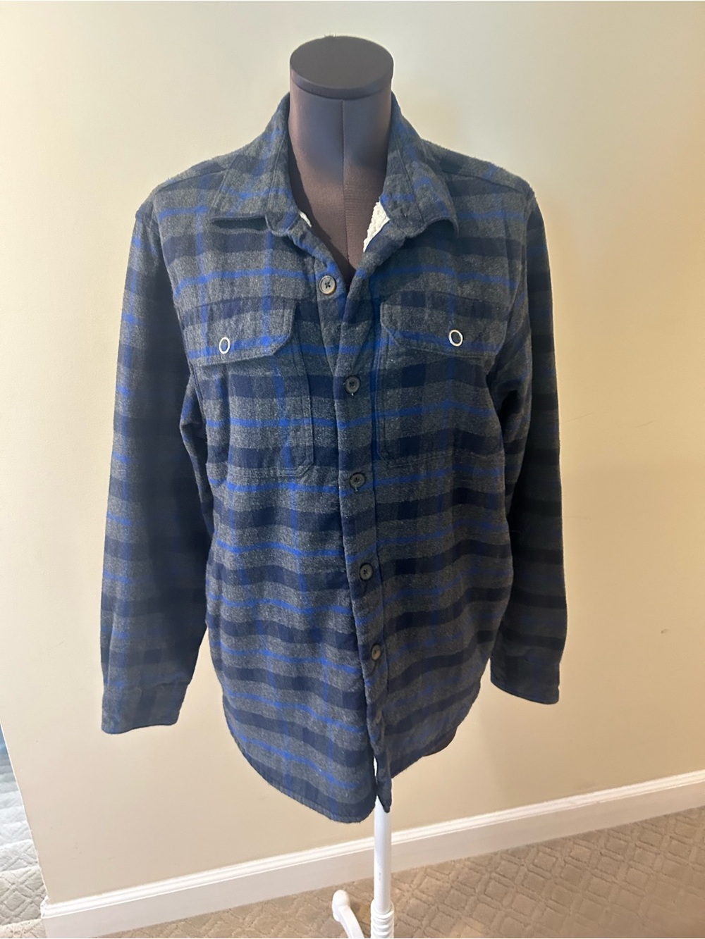Tallwoods Men's Navy and Charcoal Plaid Shirt Jacket size M